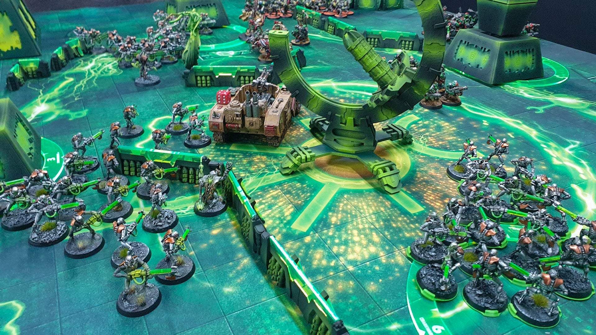 Les avantages d'un tapis de jeu en Néoprène pour les jeux de figurines type wargame. - crank-wargame