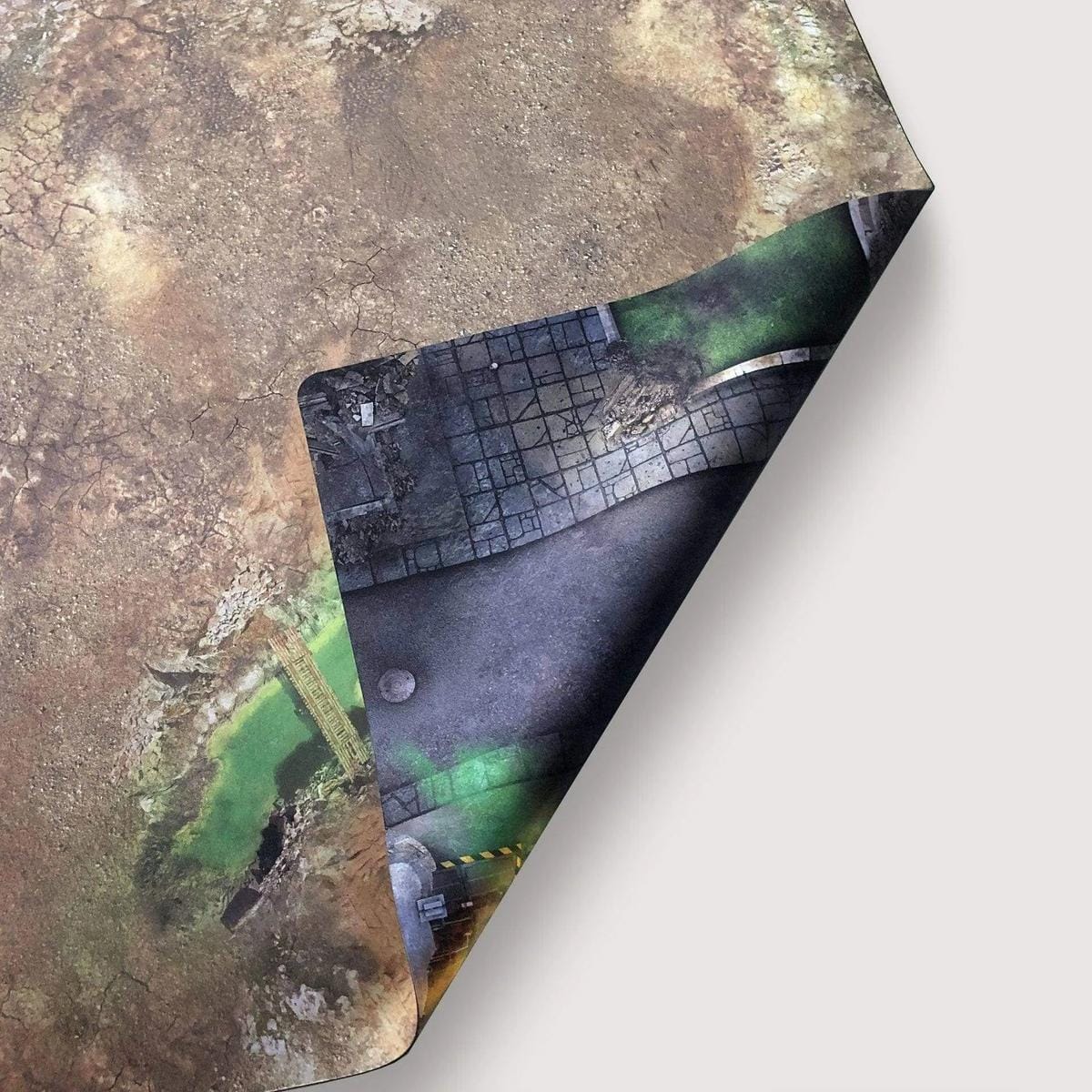 Apocalypse / Wasteland - Recto / Verso -44x30 Battle mat crank-wargame