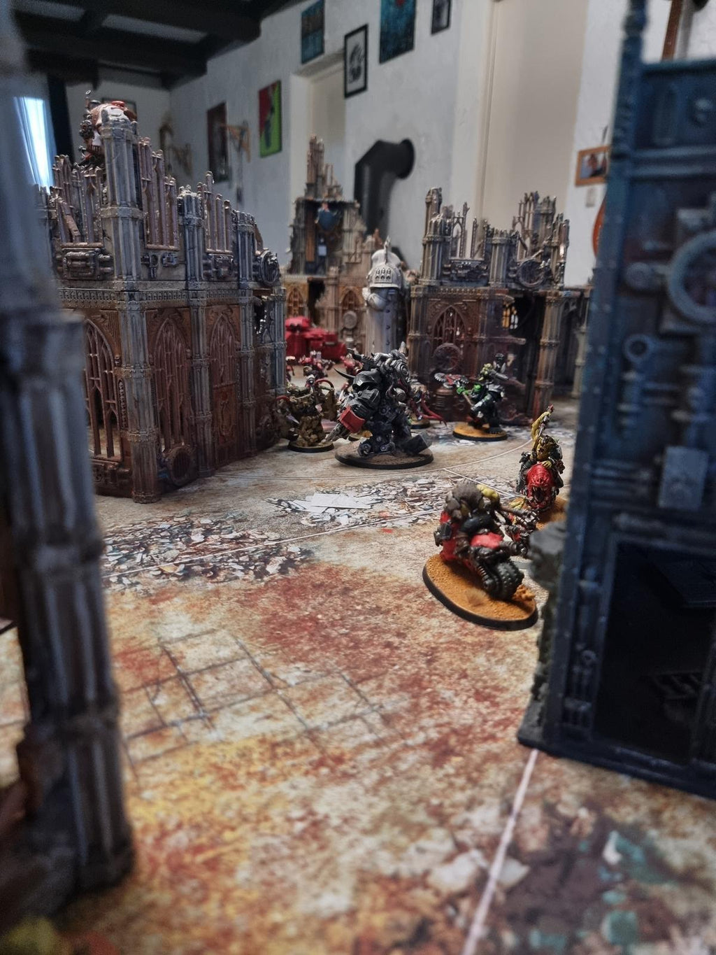 Battlezone 60x44 With Wh40k Deployment Zone - Competitive Gaming Mat